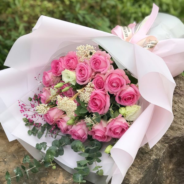 The first signs of love - Awakening Rose and Eucalyptus The first signs of love - Awakening Rose and Eucalyptus