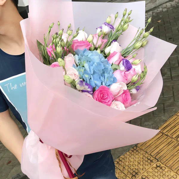 Yoyogi - Awakening Rose and Blue Hydrangea