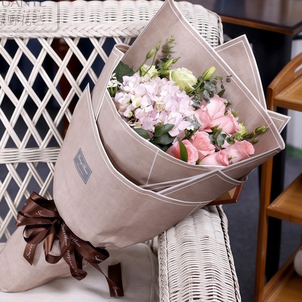 Pink Lovers - Pink Roses - Hydrangea Bouquet