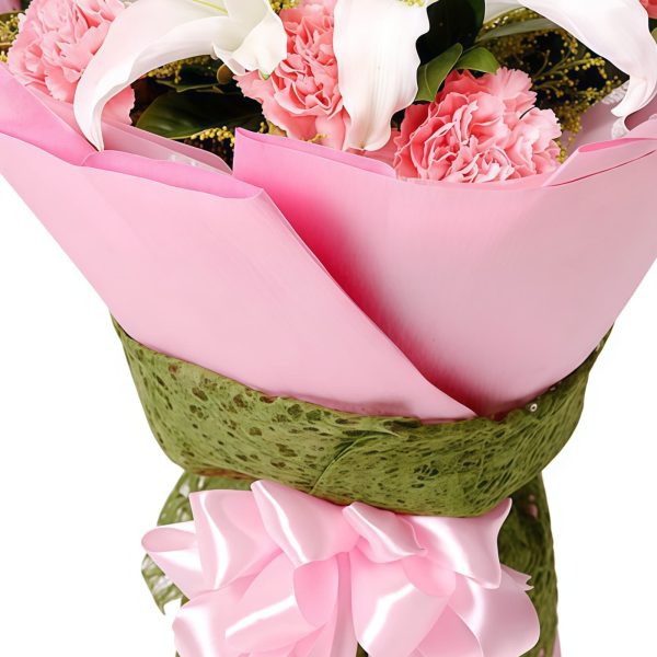 Momen Bahagia - Kerucut Merah Muda - Buket Lily Happy Moments - Pink Cone - Lily Bouquet