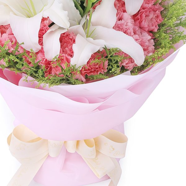 Seumur Hidup Bersama - Anyelir Merah Muda - Buket Lili Putih A Lifetime Together - Pink Carnations - White Lilies Bouquet