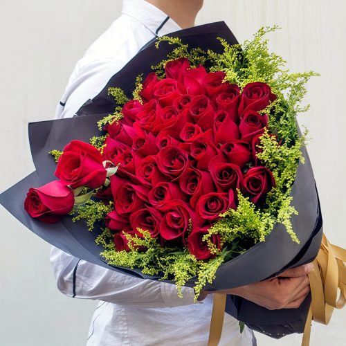 Love You Forever - 52 Red Roses Bouquet Love You Forever - 52 Red Roses Bouquet