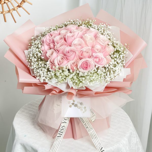 Pink Dreams - Pink Roses - Amaryllis Bouquet
